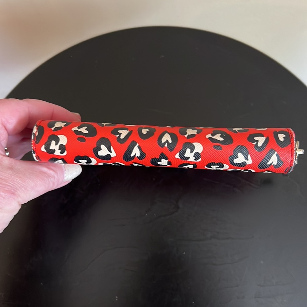 Stella & Dot Heart Shape Animal Print Wallet - Picture 4 of 11